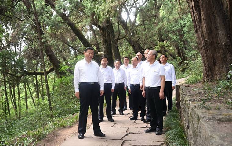 習近平在四川考察時強調?推動新時代治蜀興川再上新臺階?奮力譜寫中國式現代化四川新篇章 返京途中在陜西漢中考察